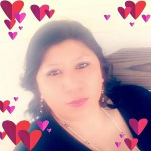 Meet your Posher, Roxana